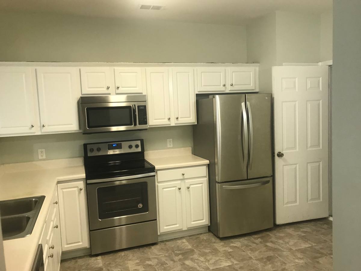 Townhouse for rent at 8829 Ormeau Dr, Charlotte, NC 28277