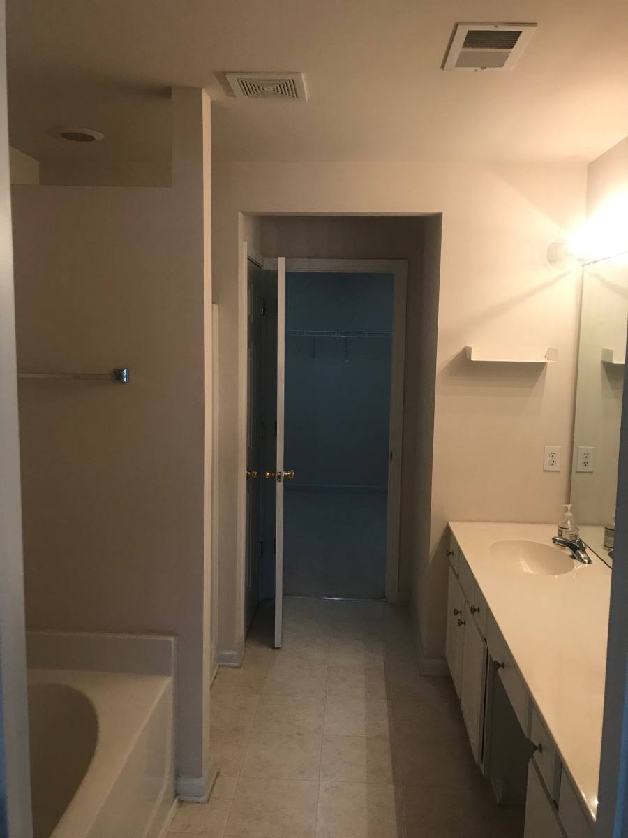 Townhouse for rent at 8829 Ormeau Dr, Charlotte, NC 28277