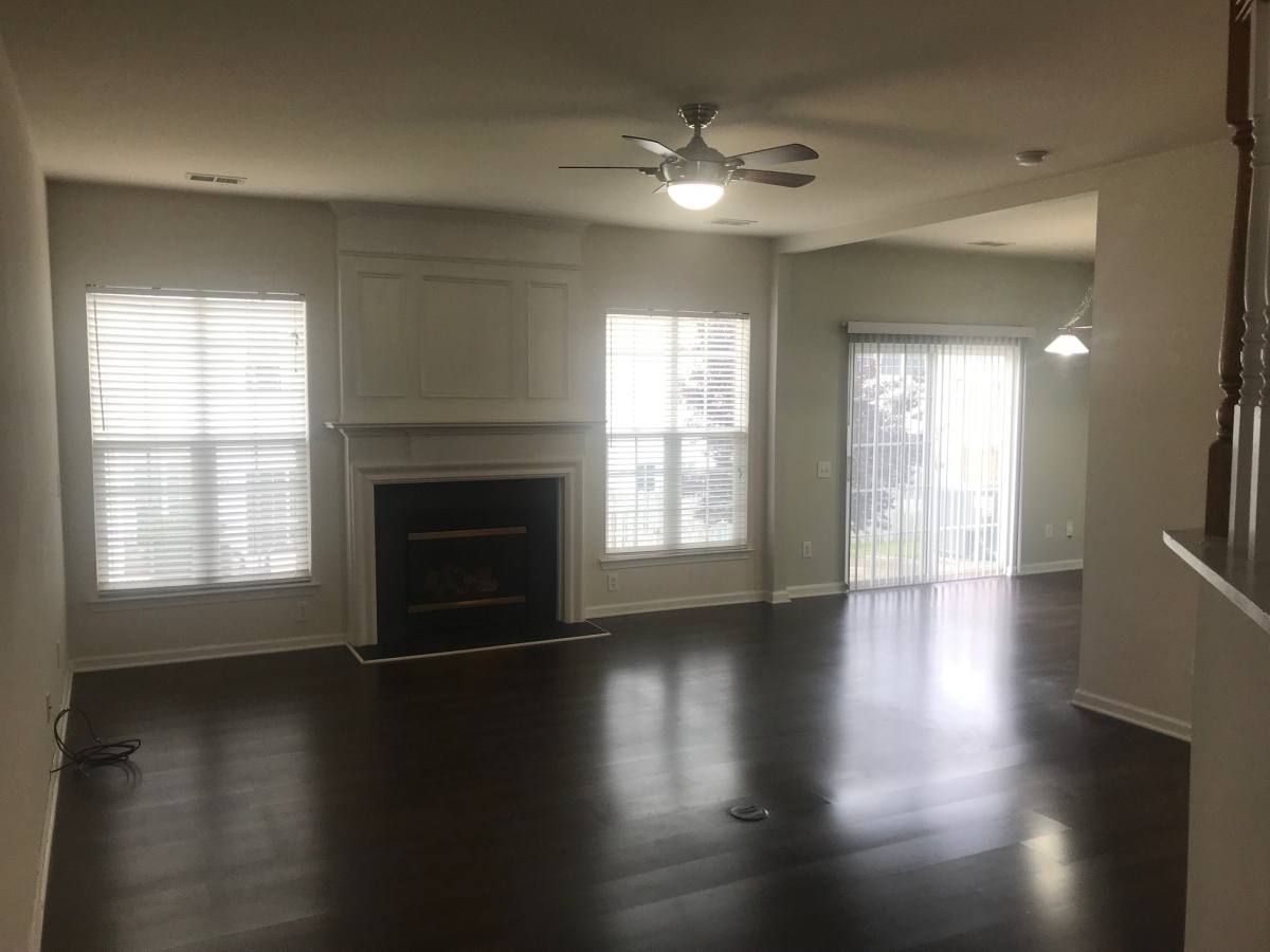 Townhouse for rent at 8829 Ormeau Dr, Charlotte, NC 28277