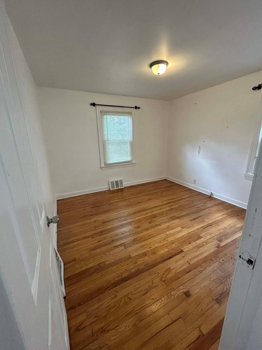 House for rent at 26274 McDonald, Dearborn Heights, MI 48125