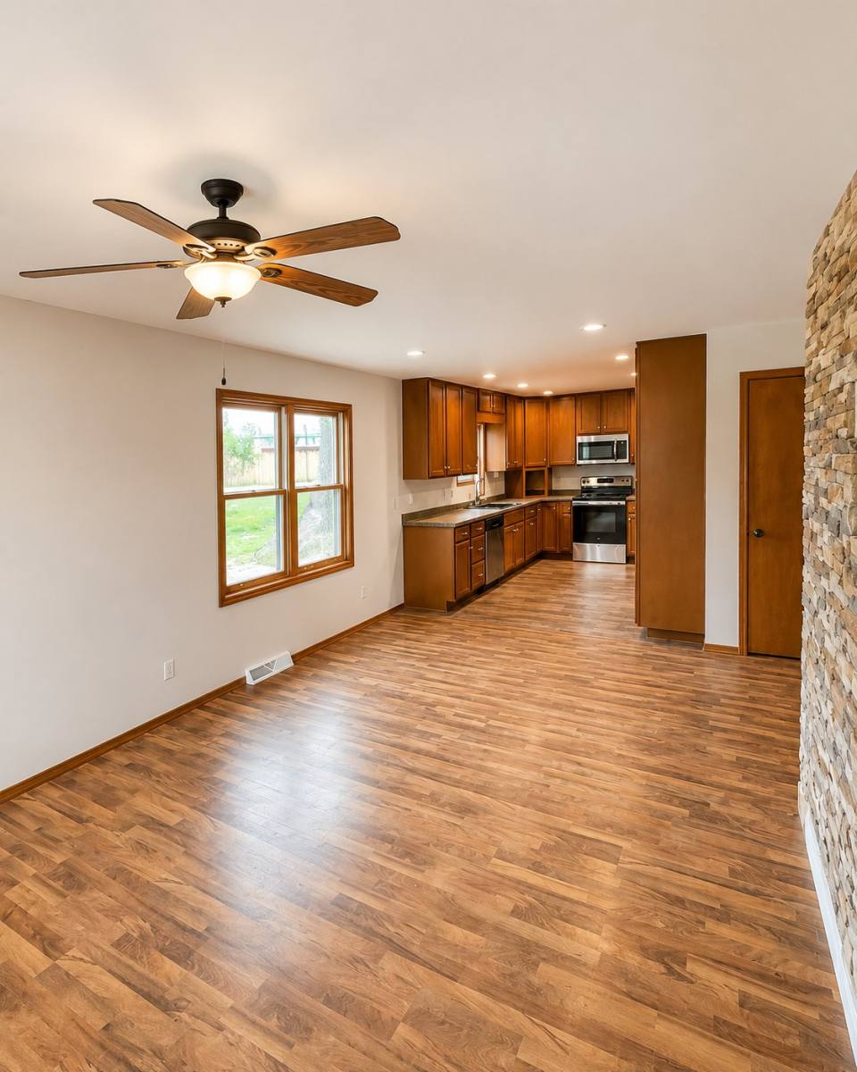 House for rent at 1128 Lyndon St, Green Bay, WI 54303