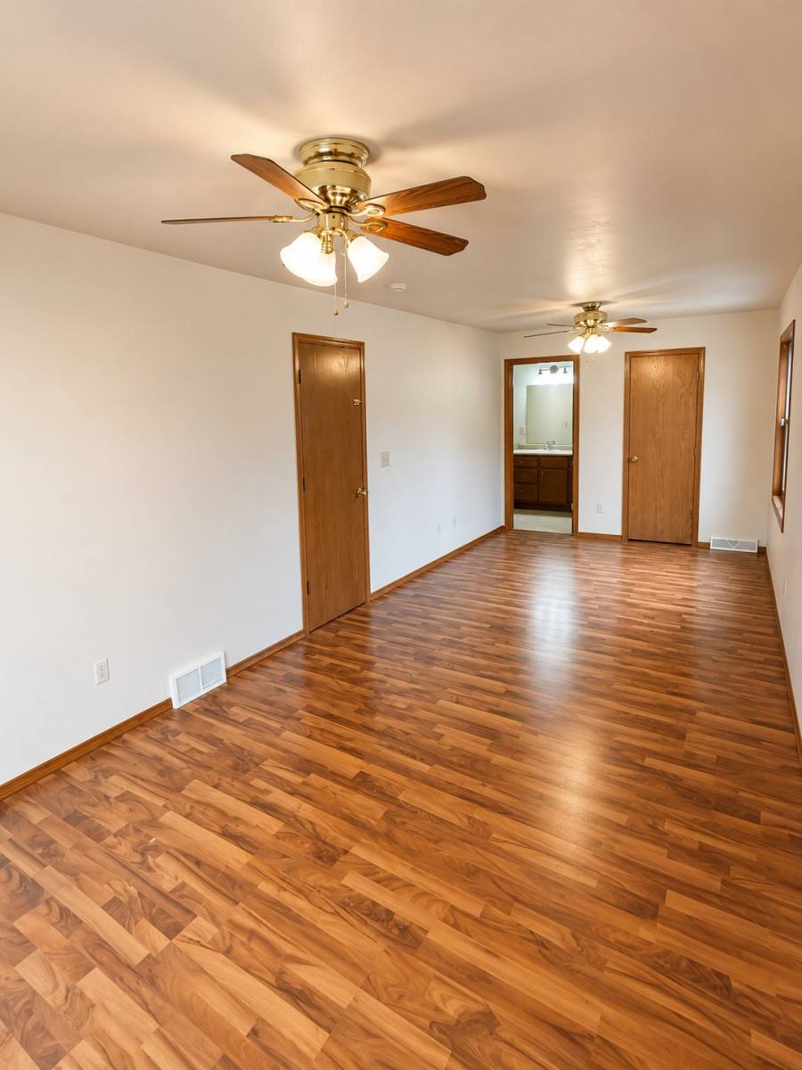 House for rent at 1128 Lyndon St, Green Bay, WI 54303