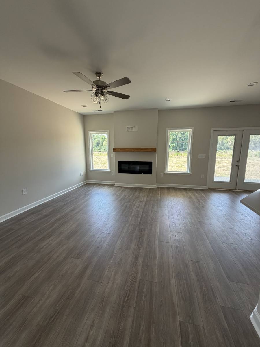 House for rent at 405 Creek's Edge Dr, Pikeville, NC 27863