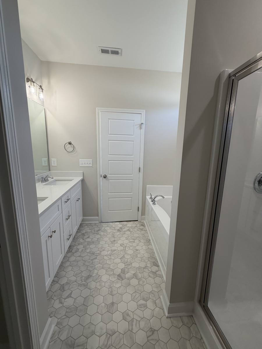 House for rent at 405 Creek's Edge Dr, Pikeville, NC 27863
