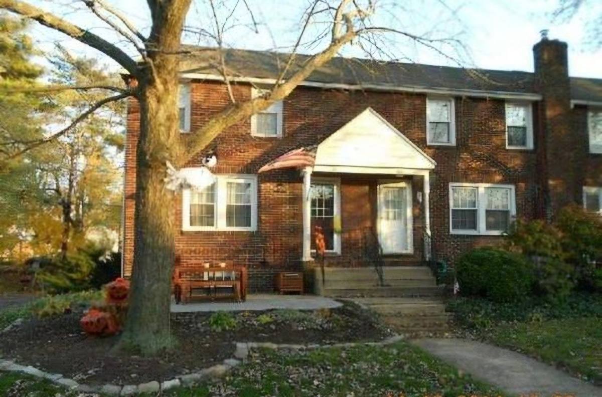 Townhouse for rent at 2 W Summerfield Ave, Collingswood, NJ 08108