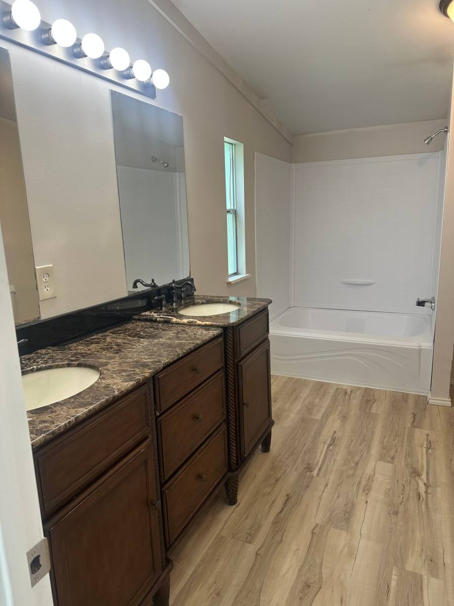House for rent at 7050 County Rd #131A, Terrell, TX 75161
