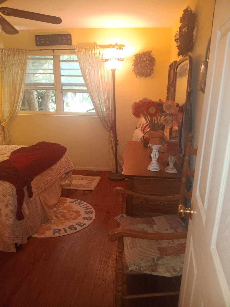 House for rent at 250 N New Hampshire Ave, Apopka, FL 32712
