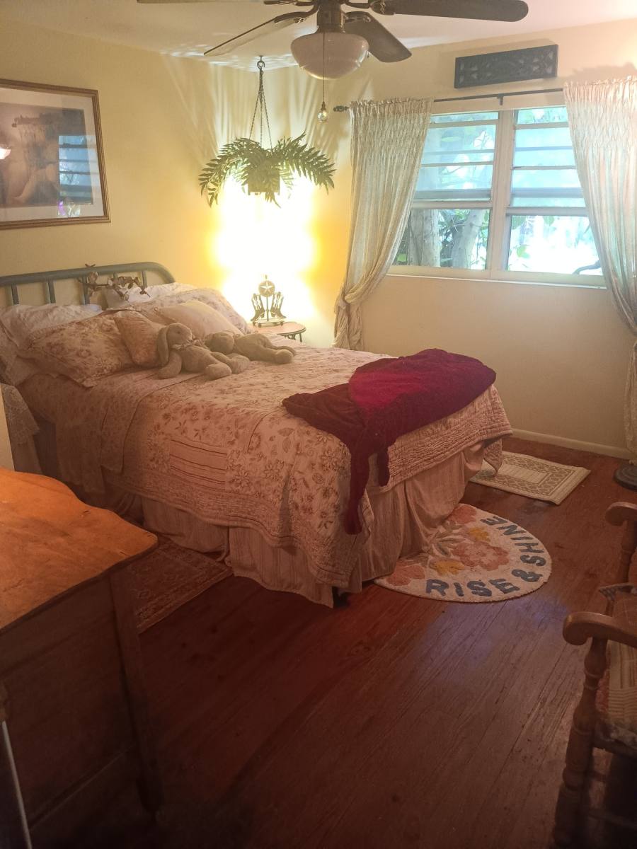 House for rent at 250 N New Hampshire Ave, Apopka, FL 32712