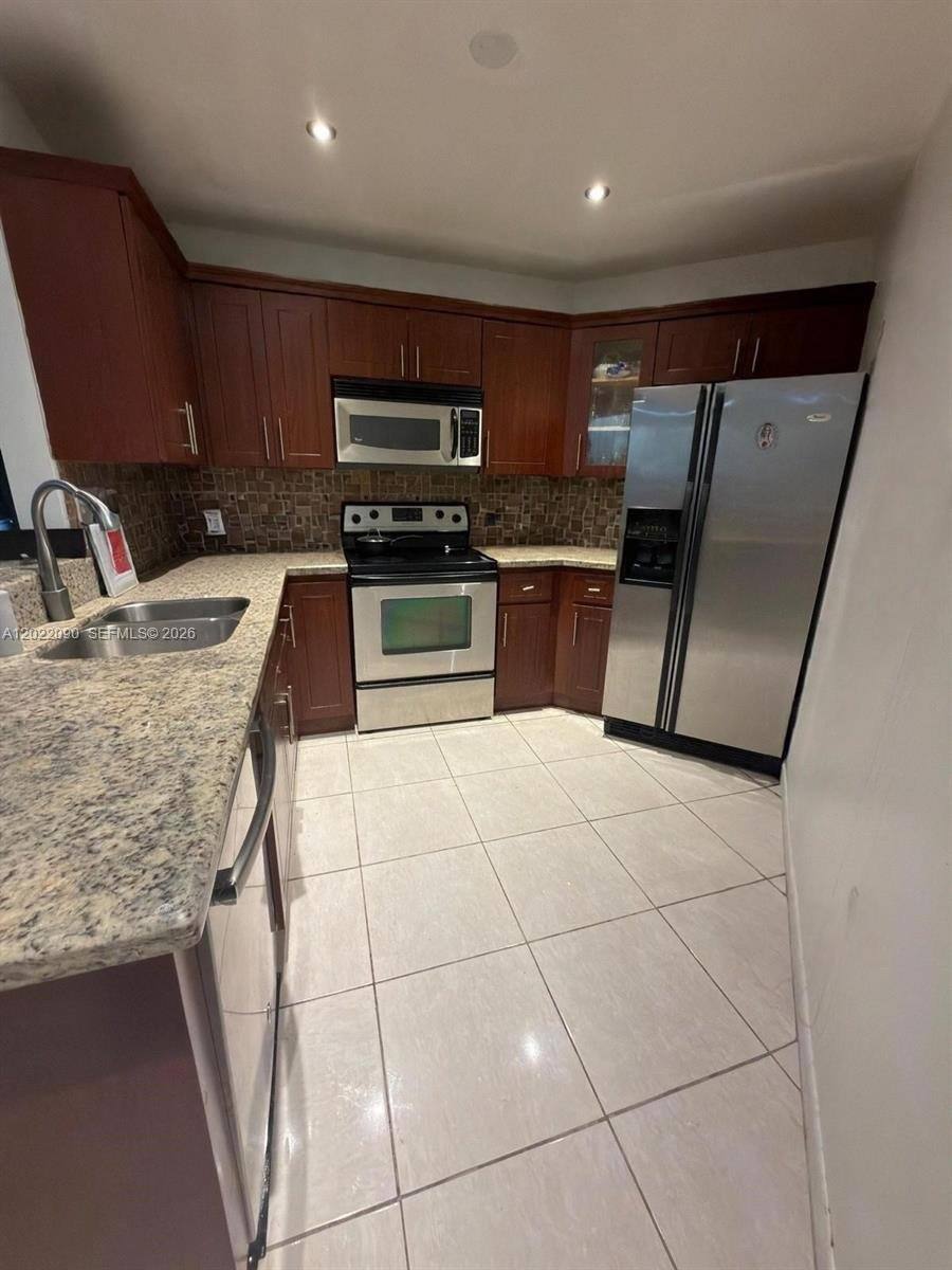 Apartment for rent at 9443 Fontainebleau Blvd #2, Miami, FL 33172