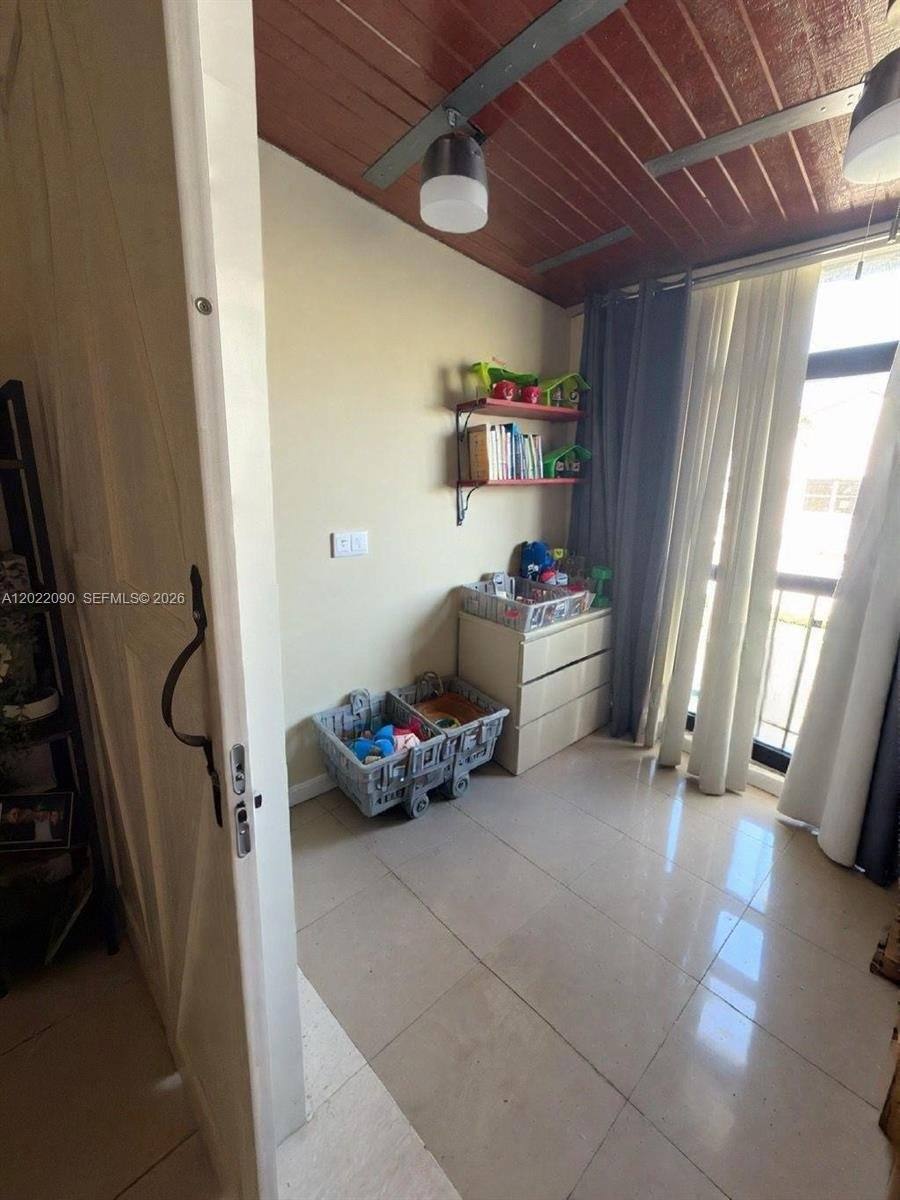 Apartment for rent at 9443 Fontainebleau Blvd #2, Miami, FL 33172