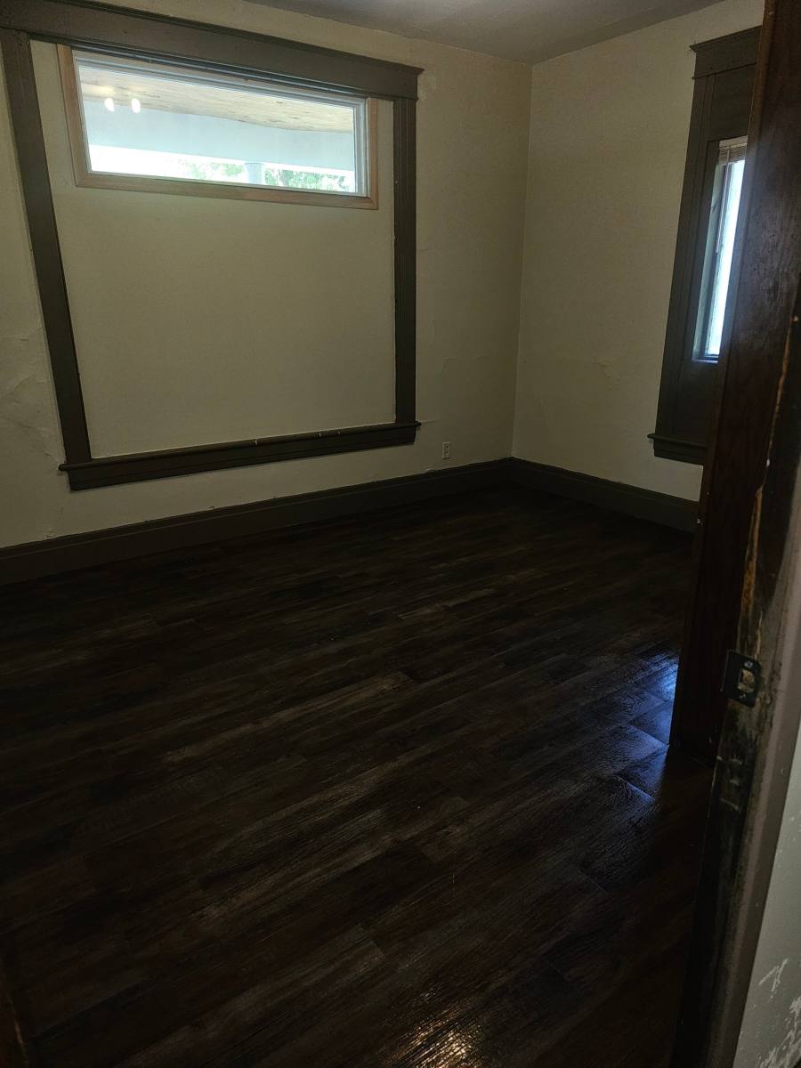 Apartment for rent at 208 Bellview St #RIGHT, Benton Harbor, MI 49022