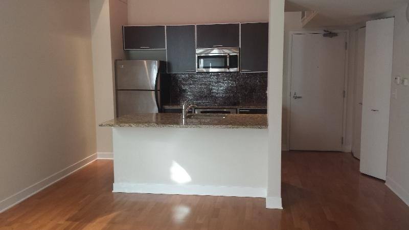 Apartment for rent at 169 N Sangamon St #606, Chicago, IL 60661