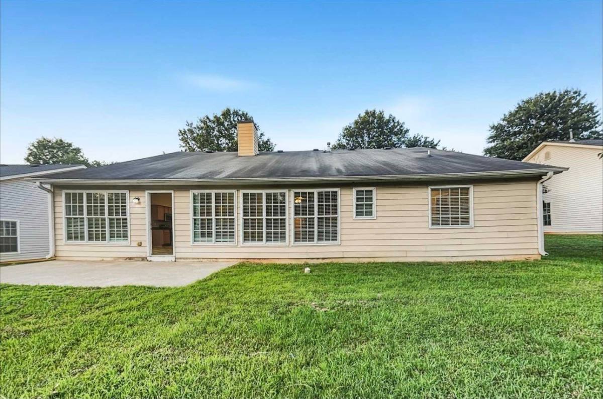 310 Ballyshannon Dr, Dacula, GA 30019 - House for Rent