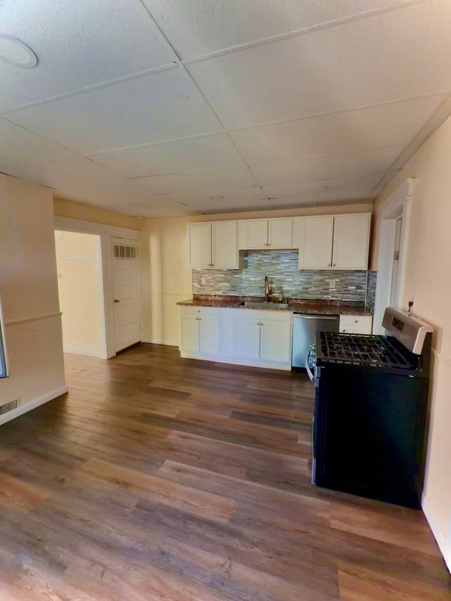 Apartment for rent at 20 Elm St, Plymouth, PA 18651