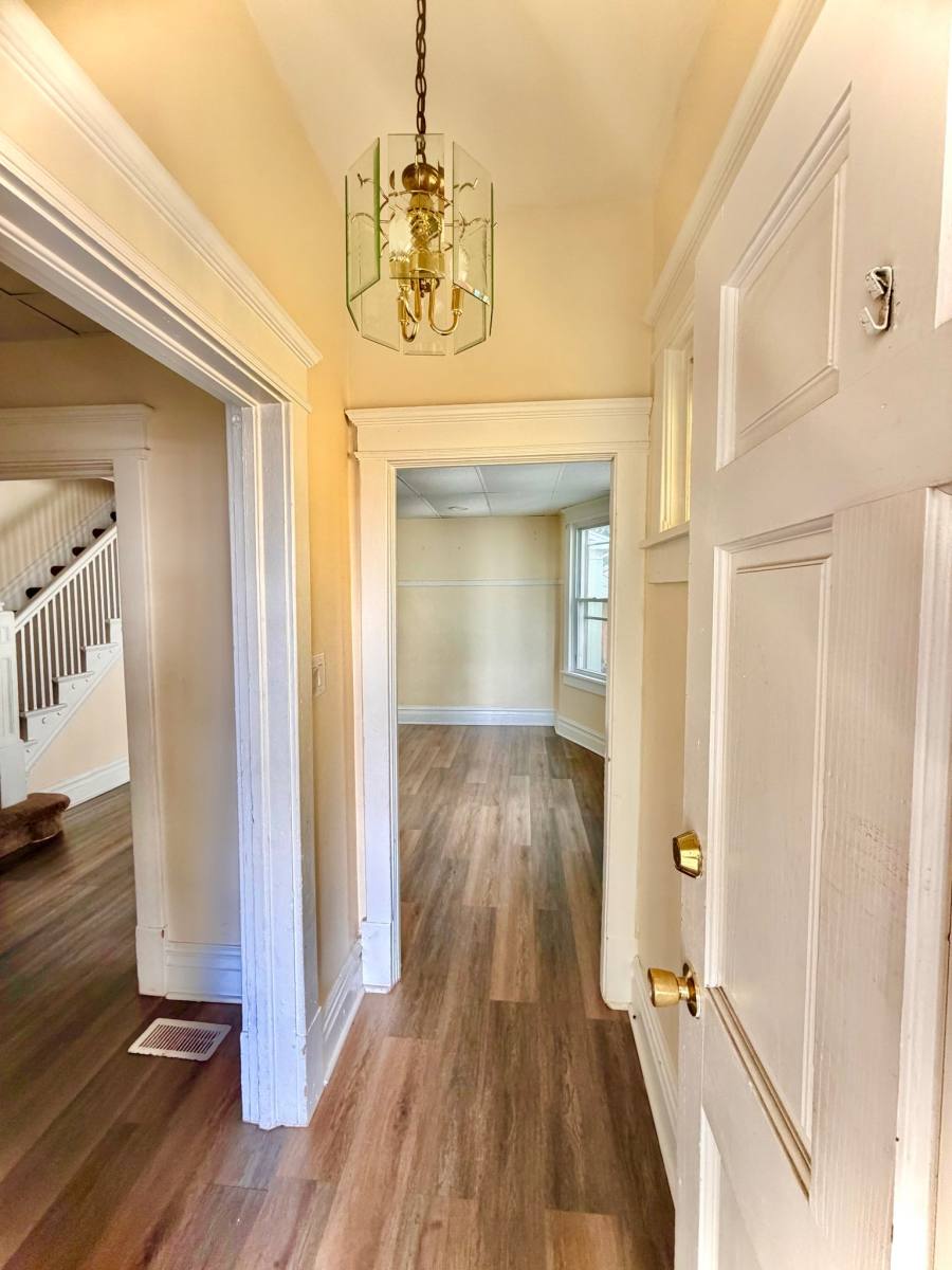 Apartment for rent at 20 Elm St, Plymouth, PA 18651