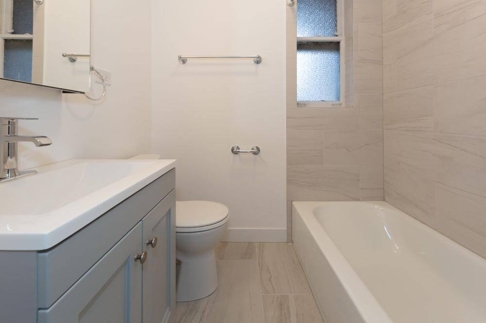 Apartment for rent at 3620 N Marshfield Ave #2C, Chicago, IL 60613