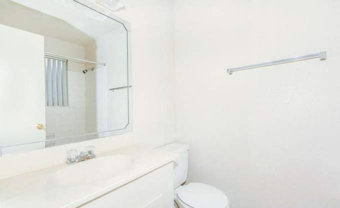 Apartment for rent at 1617 Fountain View Dr #1047, Houston, TX 77057