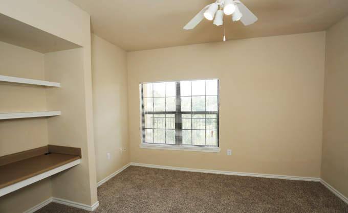 Apartment for rent at 19780 Atascocita Shores Dr #1047, Humble, TX 77346