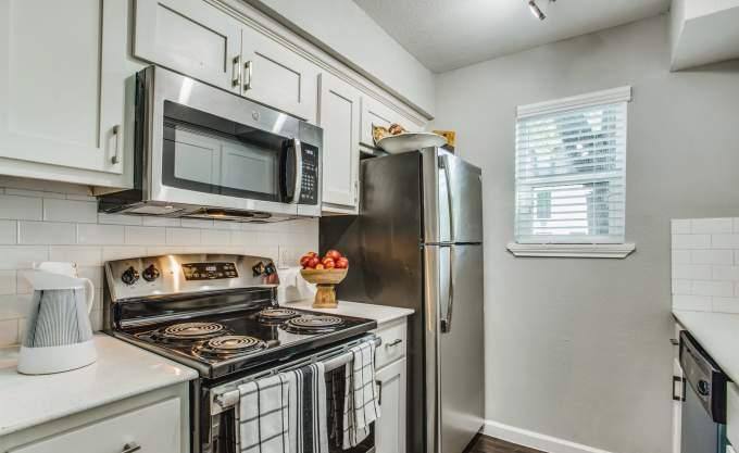 Apartment for rent at 7510 Brompton Rd #1047, Houston, TX 77025