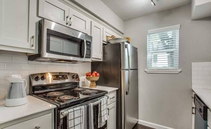 Apartment for rent at 7510 Brompton Rd #1047, Houston, TX 77025
