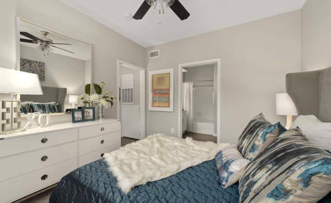 Apartment for rent at 9955 Buffalo Speedway #2047, Houston, TX 77054