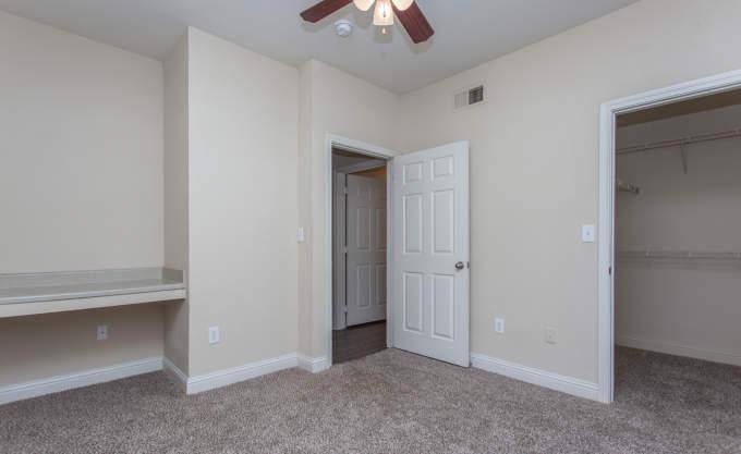 Apartment for rent at 19800 Atascocita Shores Dr #2047, Humble, TX 77346