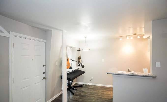 Apartment for rent at 915 Silber Rd #2047, Houston, TX 77024