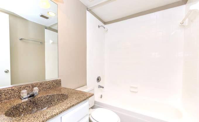 Apartment for rent at 7203 Oakwood Glen Blvd #2047, Spring, TX 77379