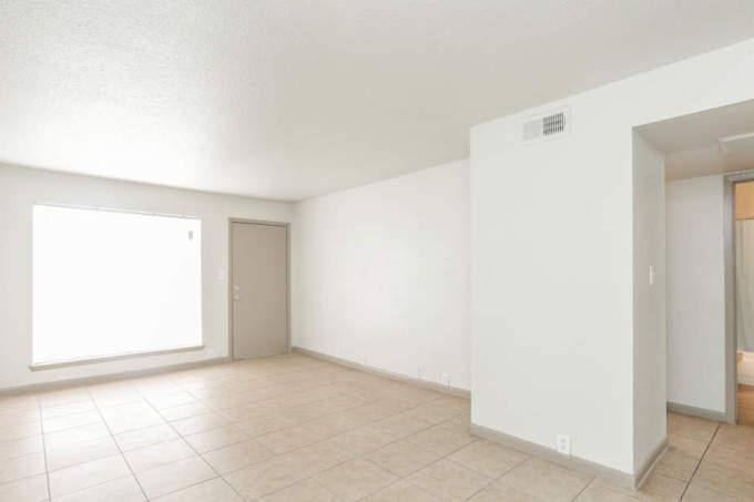 Apartment for rent at 4250 W 34th St #1047, Houston, TX 77092