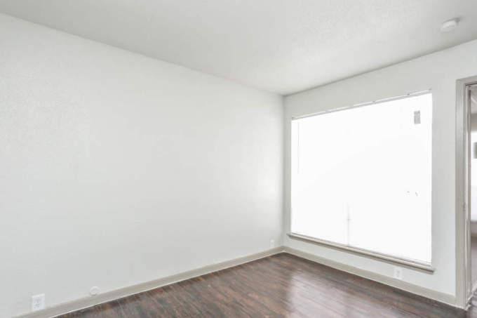 Apartment for rent at 4250 W 34th St #1047, Houston, TX 77092