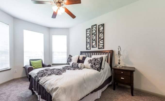 Apartment for rent at 501 Sarah Deel Dr #1047, Webster, TX 77598