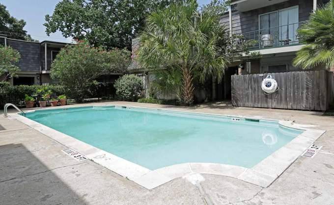 Apartment for rent at 2338 W 18th St #2047, Houston, TX 77008