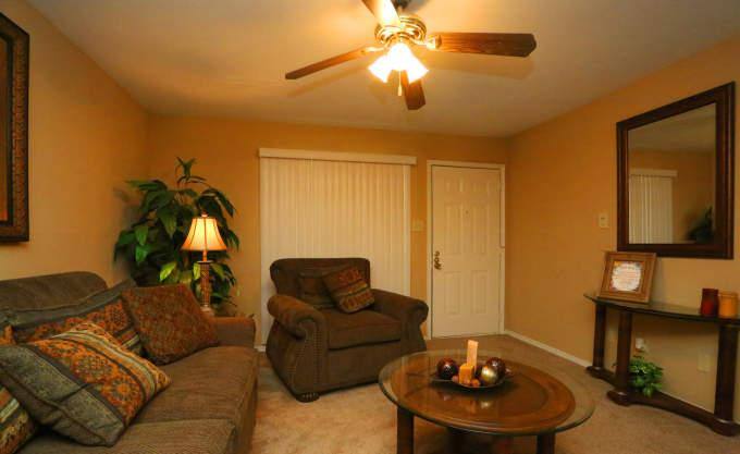 Apartment for rent at 15550 Kingfield Dr #2047, Houston, TX 77084