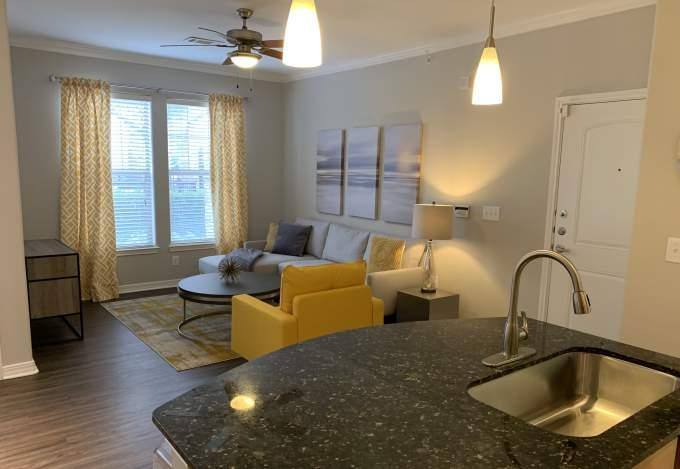 Apartment for rent at 19401 Tomball Parkway #2047, Houston, TX 77070