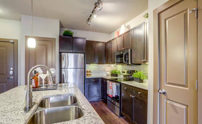 Apartment for rent at 13920 Mandolin Dr #2047, Houston, TX 77070