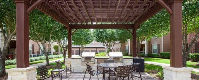 Apartment for rent at 8440 N Sam Houston Parkway E #2047, Humble, TX 77396