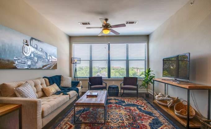 Apartment for rent at 555 Elm St #1121, Fort Worth, TX 76102