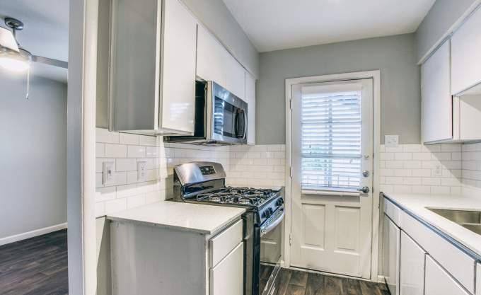 Apartment for rent at 1141 Easton Rd #1121, Dallas, TX 75218