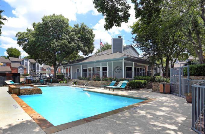 Apartment for rent at 1303 S Main St #2121, Duncanville, TX 75137