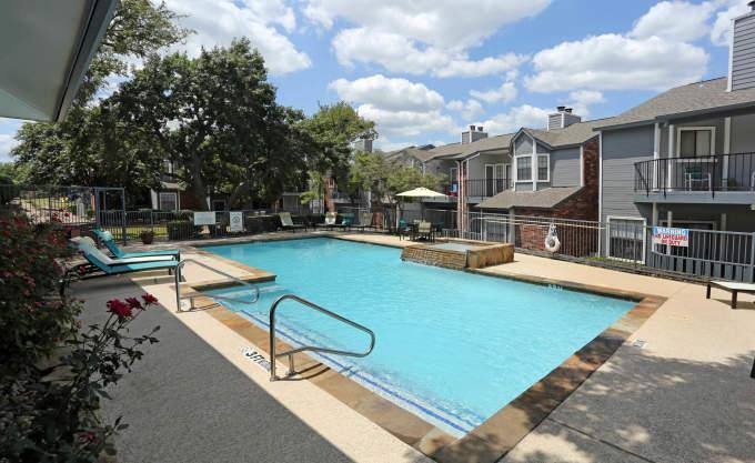 Apartment for rent at 1303 S Main St #2121, Duncanville, TX 75137
