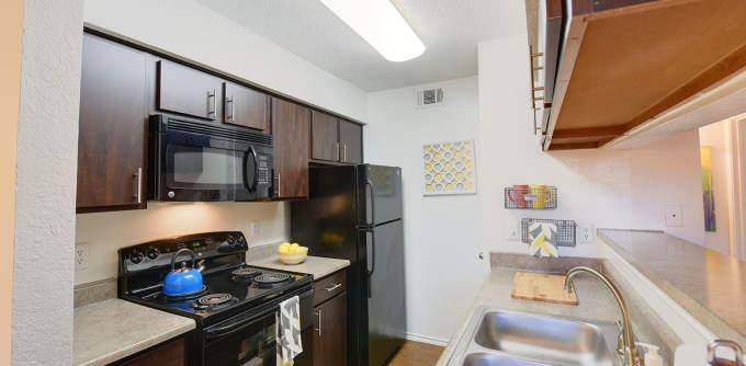 Apartment for rent at 903 Ashford Lane #2121, Arlington, TX 76006