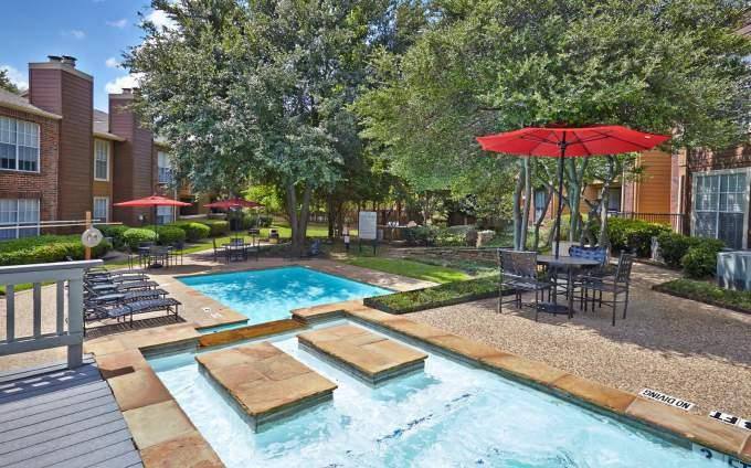 Apartment for rent at 1615 Stoneleigh Court #2121, Arlington, TX 76011