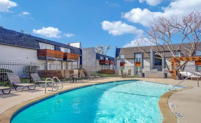 Apartment for rent at 7913 N Harwood Rd #2121, North Richland Hills, TX 76180