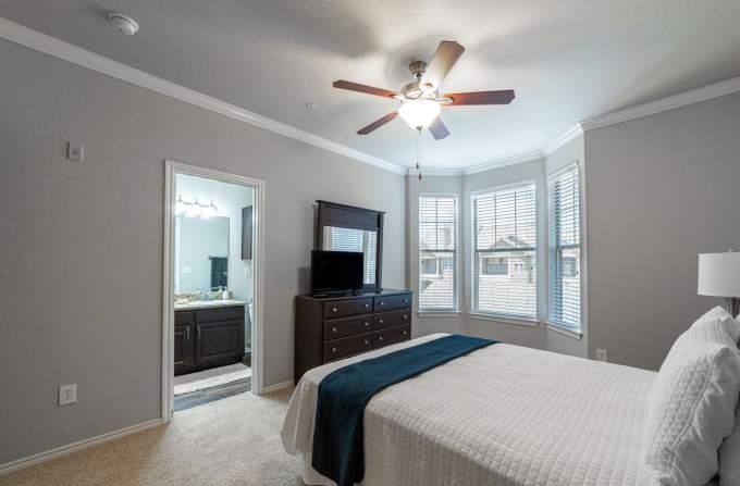 Apartment for rent at 4600 Bellaire Dr S #2121, Fort Worth, TX 76109