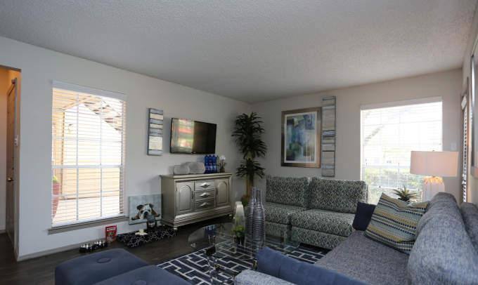 Apartment for rent at 333 E Denton Dr #2121, Euless, TX 76039