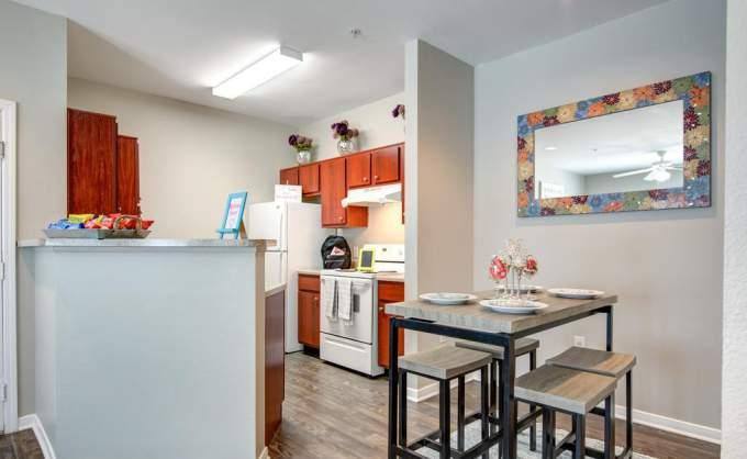 Apartment for rent at 4599 W Davis St #2121, Dallas, TX 75211