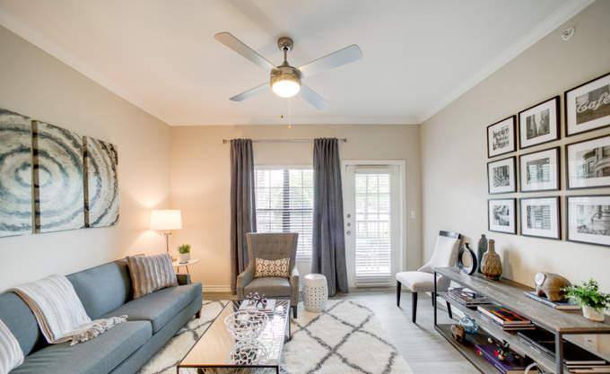 Apartment for rent at 1310 N Cockrell Hill Rd #3121, Dallas, TX 75211