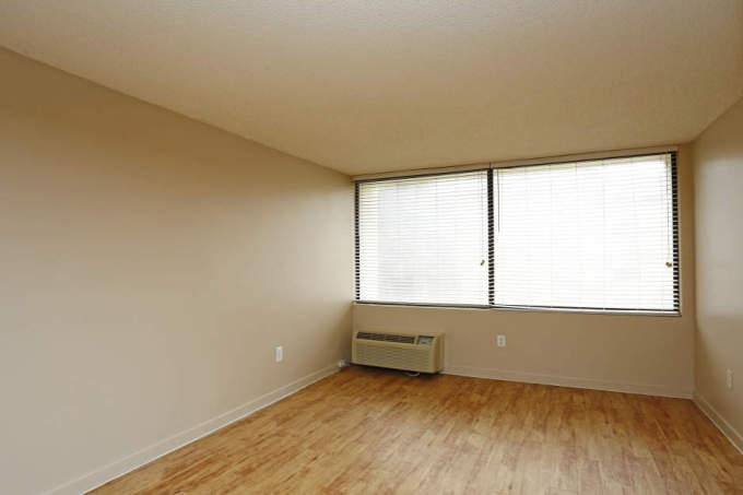 Apartment for rent at 1853 W Mockingbird Lane #3121, Dallas, TX 75235