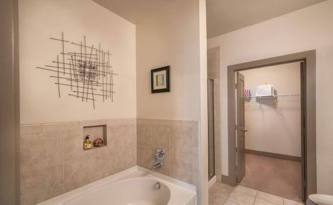 Apartment for rent at 3225 Grapevine Mills Blvd N #3121, Grapevine, TX 76051