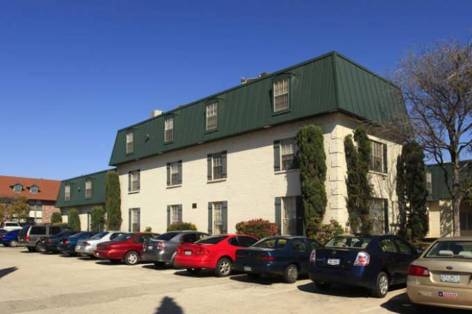 Apartment for rent at 400 W Anderson Lane #2018, Austin, TX 78752